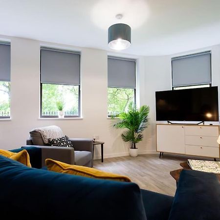 Polly'S Place Apartment Taunton & Free Off Road Parking & Wifi Екстер'єр фото